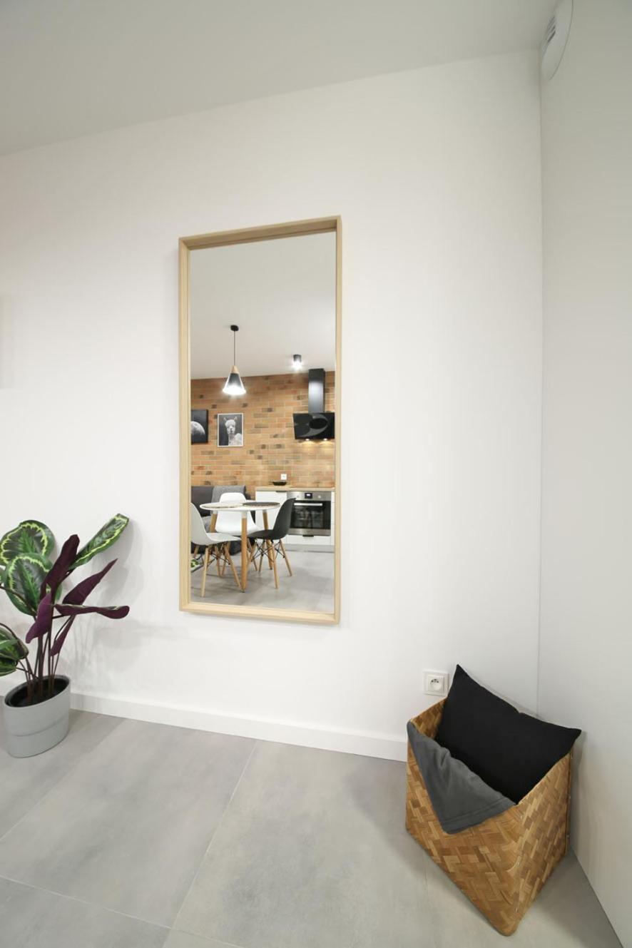 Apartments Wroclaw! Urocze Studio! Bagian luar foto