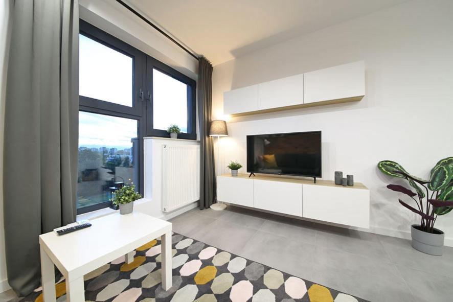 Apartments Wroclaw! Urocze Studio! Bagian luar foto