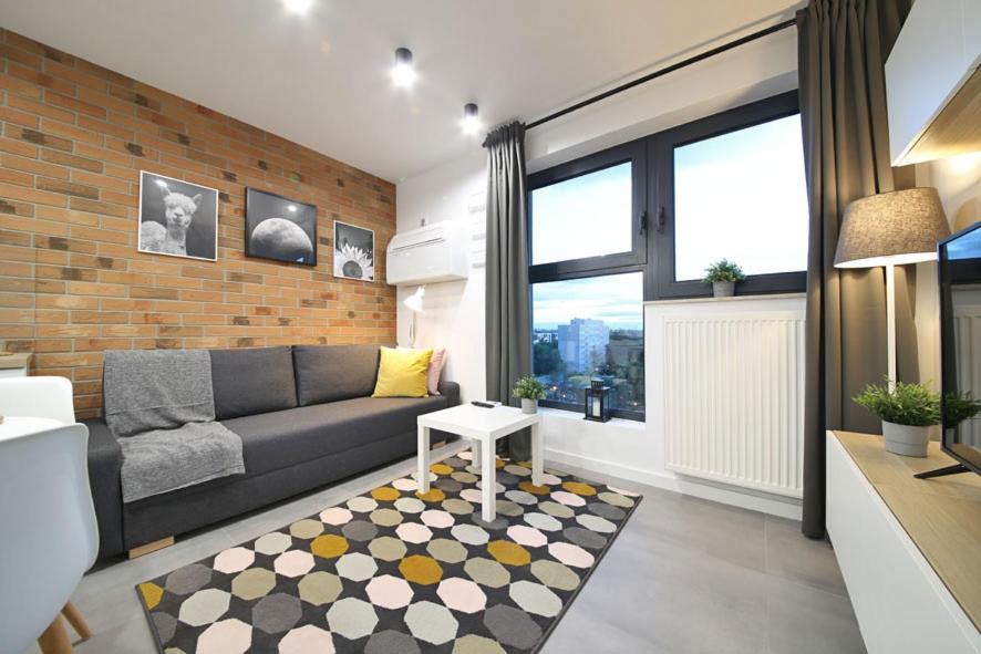 Apartments Wroclaw! Urocze Studio! Bagian luar foto